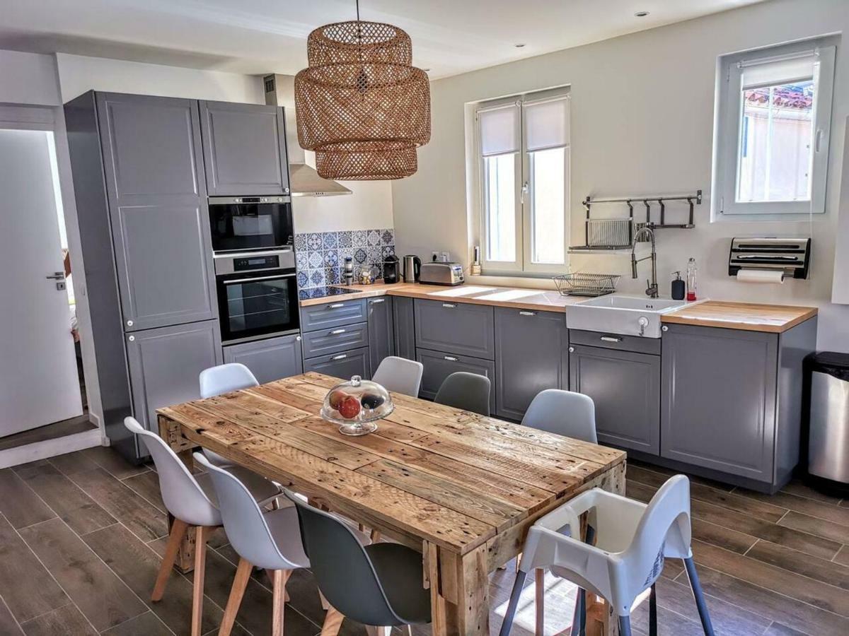 Holiday home Maison De En Plein Coeur De 3 Double 105m2 Sanary-sur-Mer